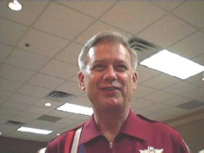 r034.jpg (15702 bytes)